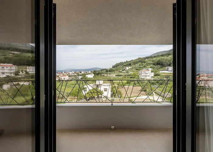 Stunning Seaview,Spacious Chic Family Oasis Loani
