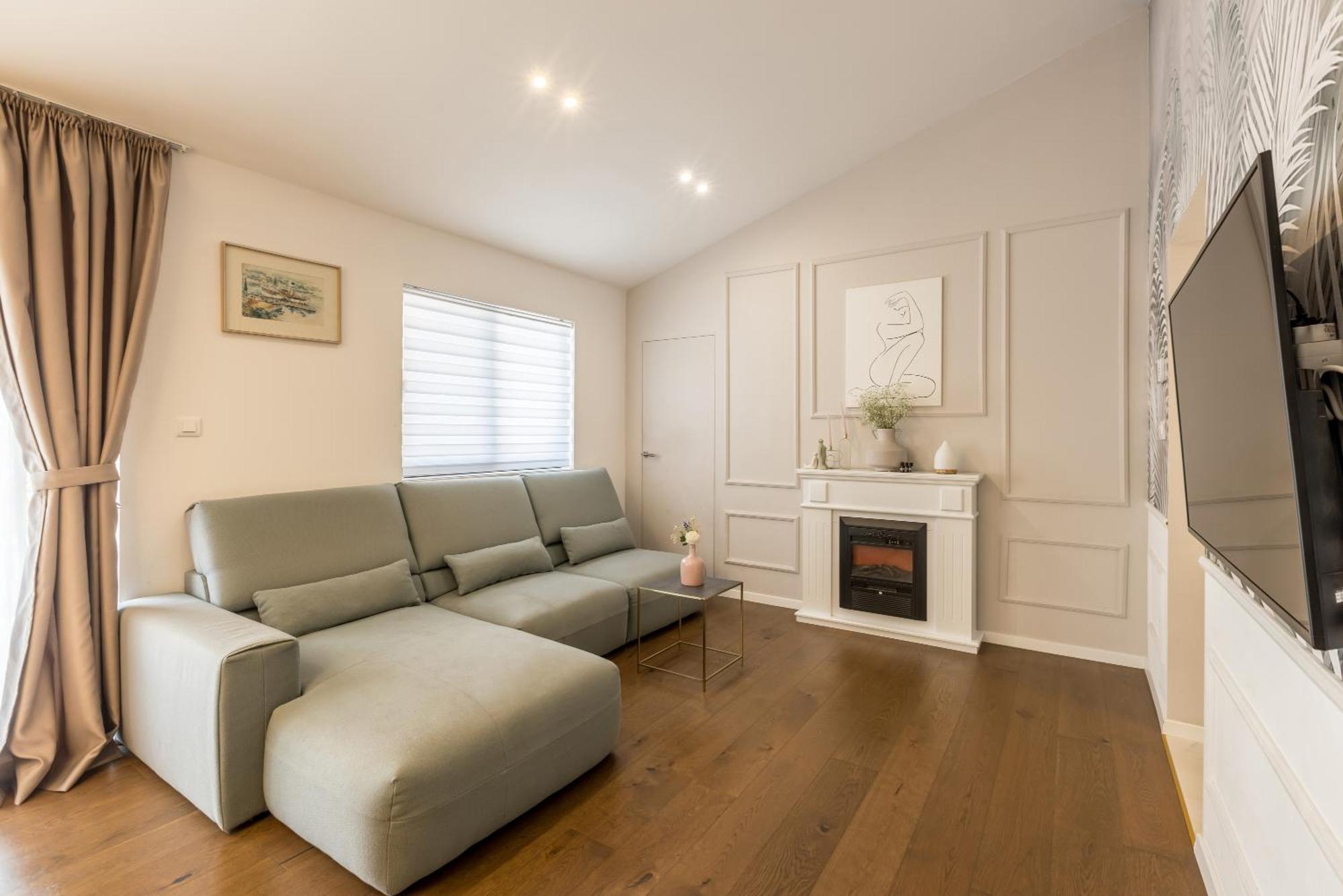 Apartman Stunning Seaview,spacious Chic Family Oasis Loani Podstrana